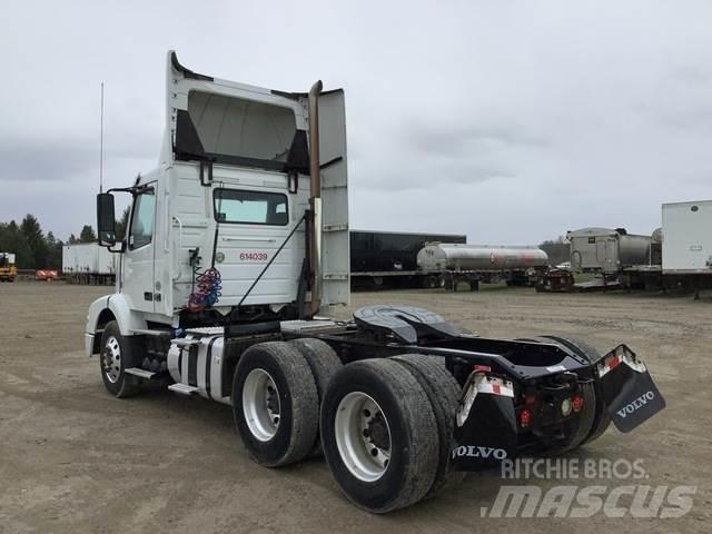 Volvo VNM Tracteur routier