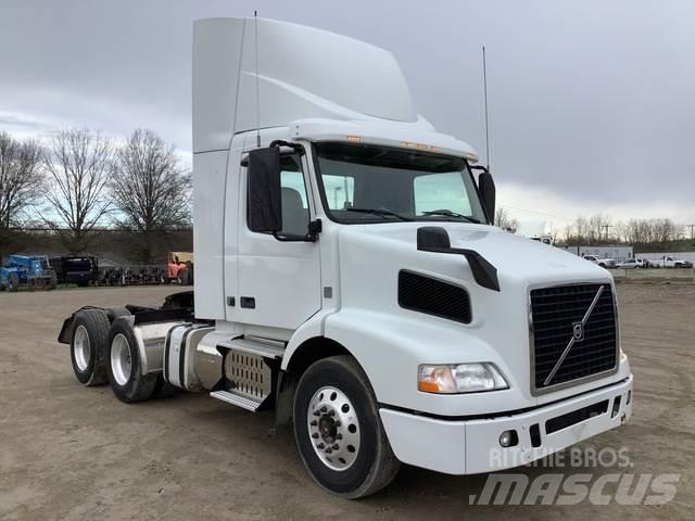 Volvo VNM Tracteur routier