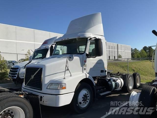 Volvo VNM Tracteur routier