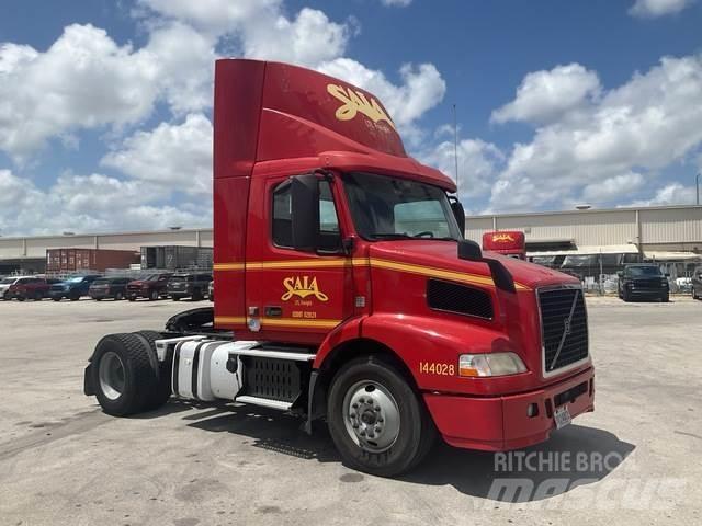 Volvo VNM Tracteur routier