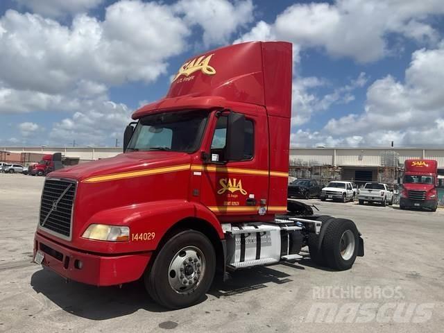 Volvo VNM Tracteur routier
