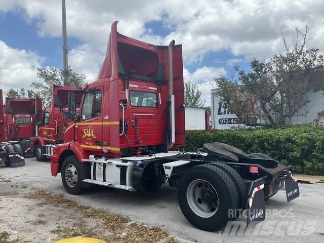 Volvo VNM Tracteur routier
