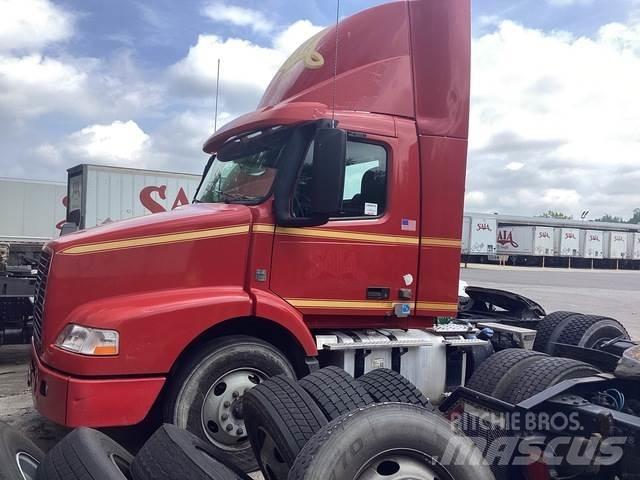 Volvo VNM Tracteur routier