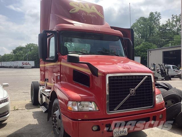 Volvo VNM Tracteur routier