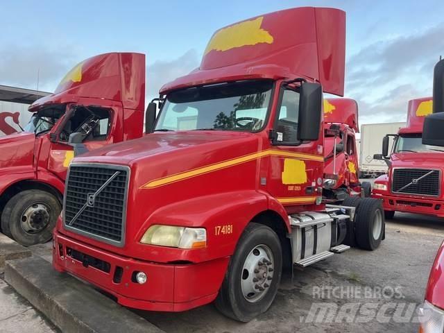 Volvo VNM Tracteur routier
