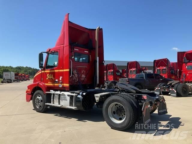 Volvo VNM Tracteur routier