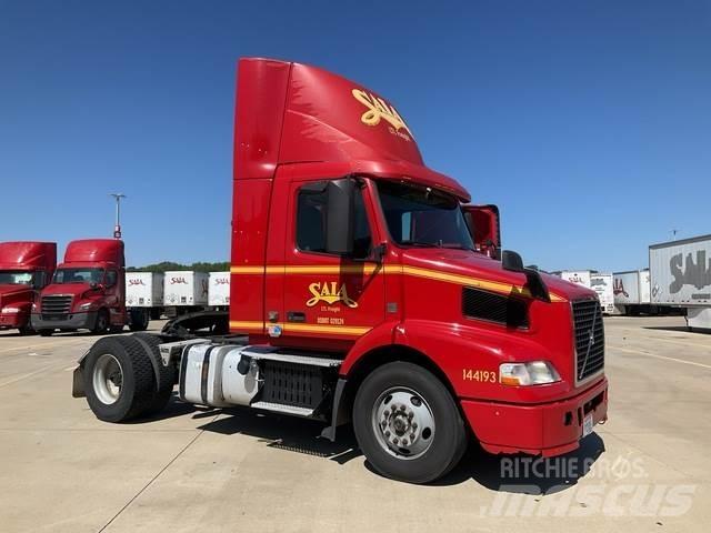 Volvo VNM Tracteur routier