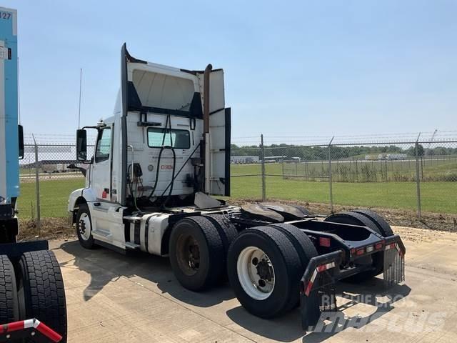 Volvo VNM Tracteur routier