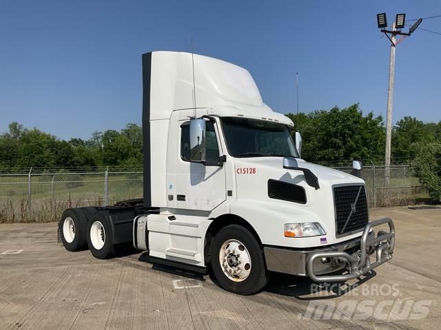 Volvo VNM Tracteur routier