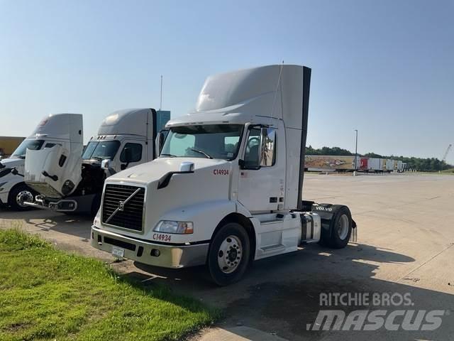 Volvo VNM Tracteur routier