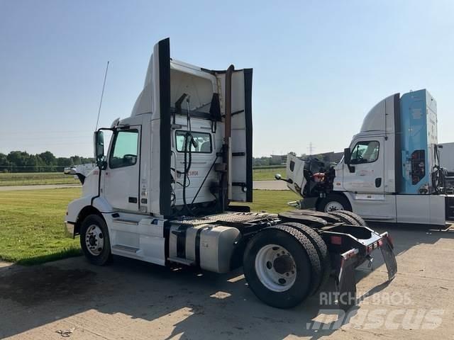 Volvo VNM Tracteur routier
