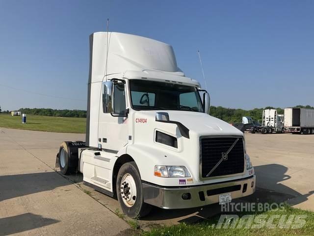 Volvo VNM Tracteur routier