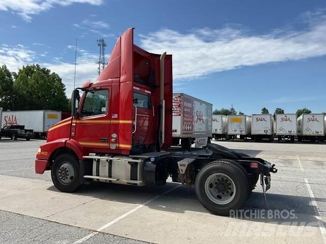 Volvo VNM Tracteur routier