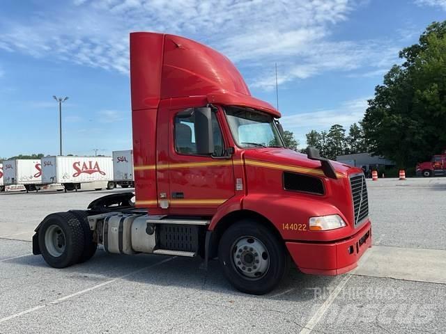 Volvo VNM Tracteur routier