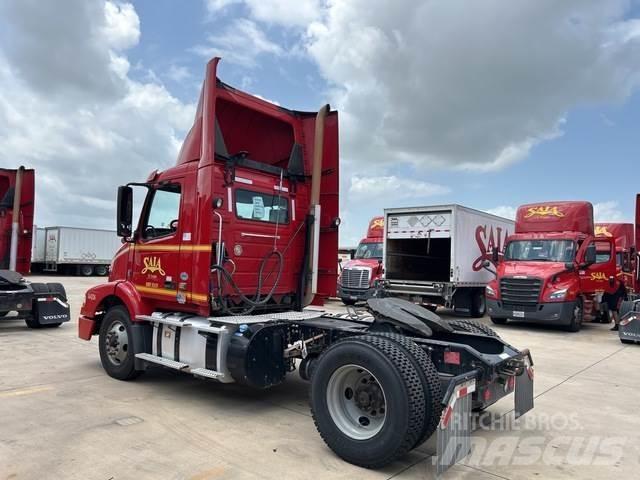 Volvo VNM Tracteur routier