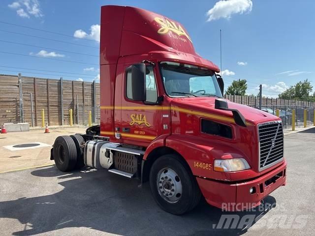 Volvo VNM Tracteur routier