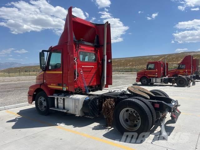 Volvo VNM Tracteur routier