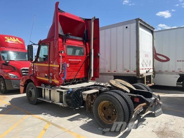 Volvo VNM Tracteur routier