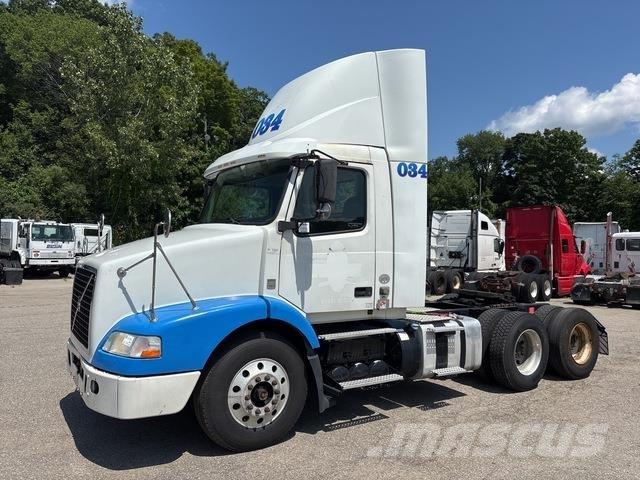 Volvo VNM Tracteur routier