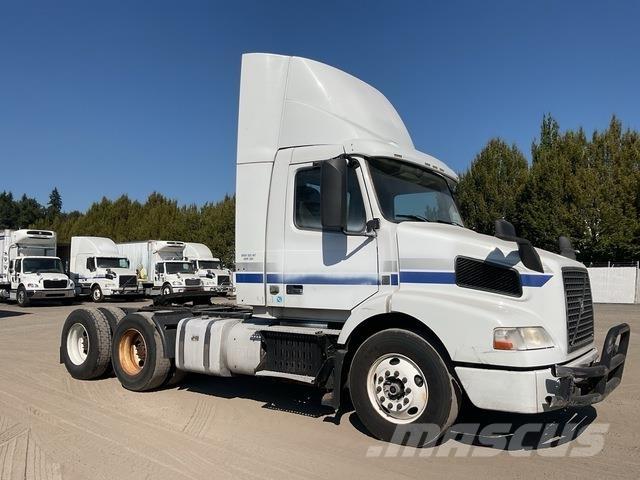 Volvo VNM Tracteur routier