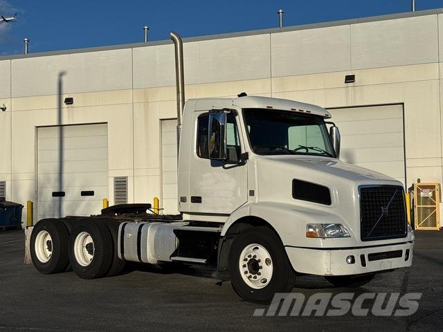 Volvo VNM 200 Tracteur routier