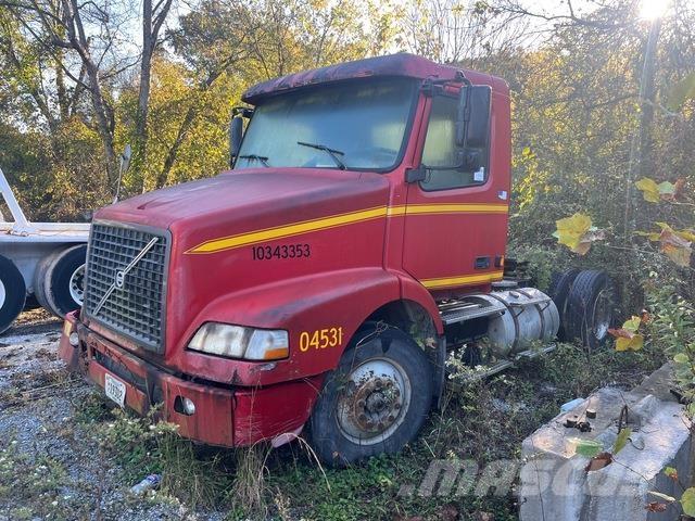 Volvo VNM200 Tracteur routier