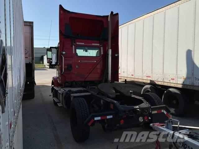 Volvo VNM42T Tracteur routier