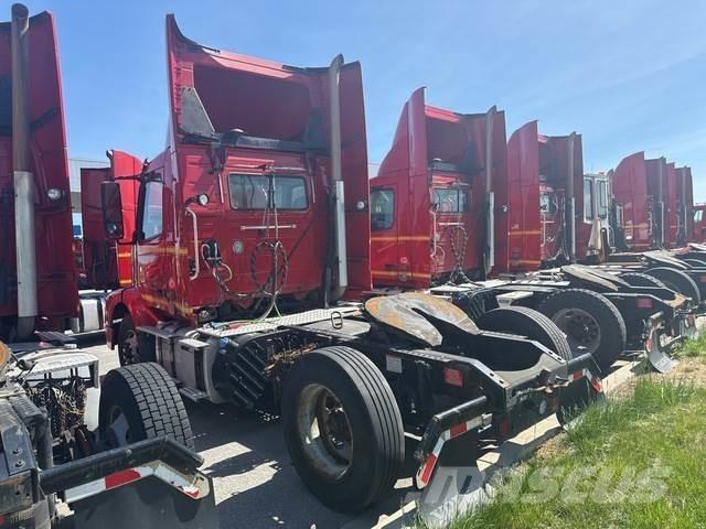 Volvo VNM42T Tracteur routier