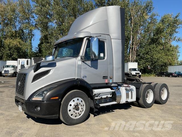 Volvo VNR 300 Tracteur routier