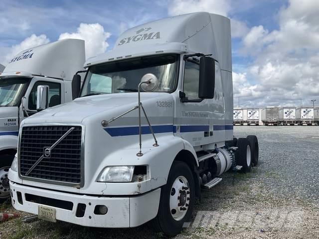 Volvo VNR64T Tracteur routier
