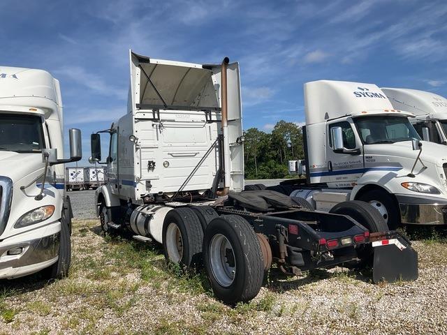 Volvo VNR64T Tracteur routier