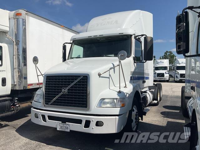 Volvo VNR64T Tracteur routier