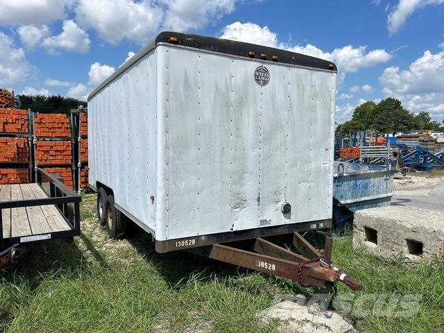 Wells Cargo  Remorque Fourgon