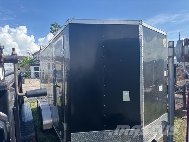 Wells Cargo  Remorque Fourgon