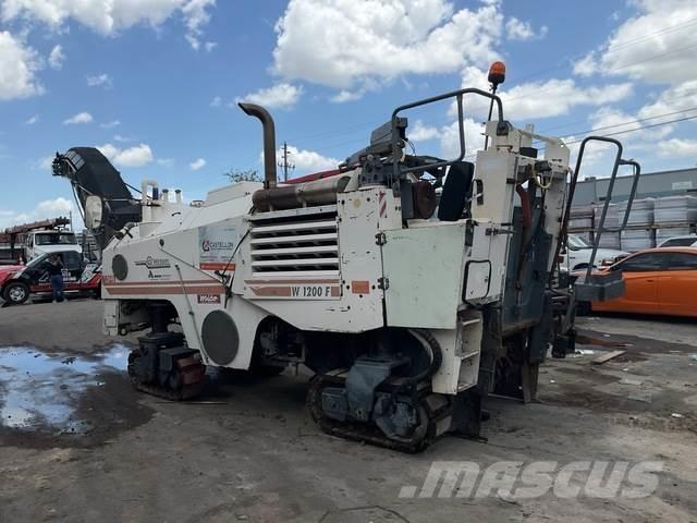 Wirtgen W1200F Fraiseuse à froid