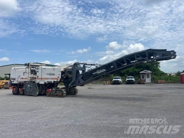 Wirtgen W2200 Fraiseuse à froid