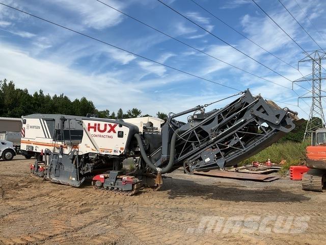 Wirtgen W220i Fraiseuse à froid