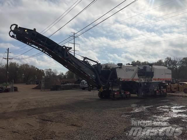 Wirtgen W250 Fraiseuse à froid
