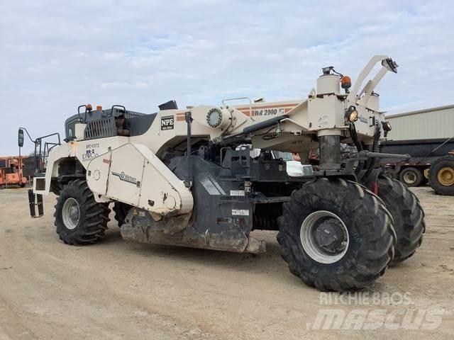 Wirtgen WR2000 Compacteur de sol