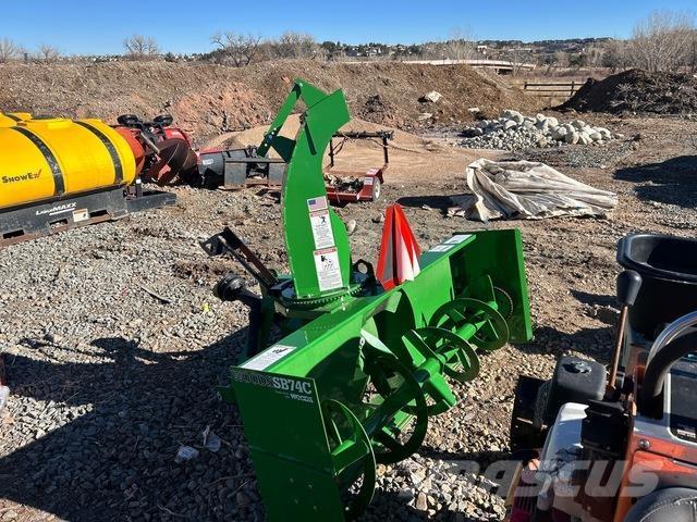 Woods SB74C Souffleuse à neige