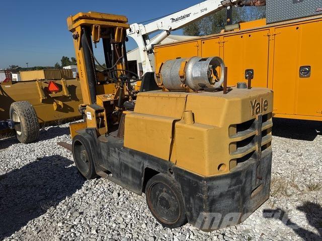 Yale  Autres Chariots élévateurs