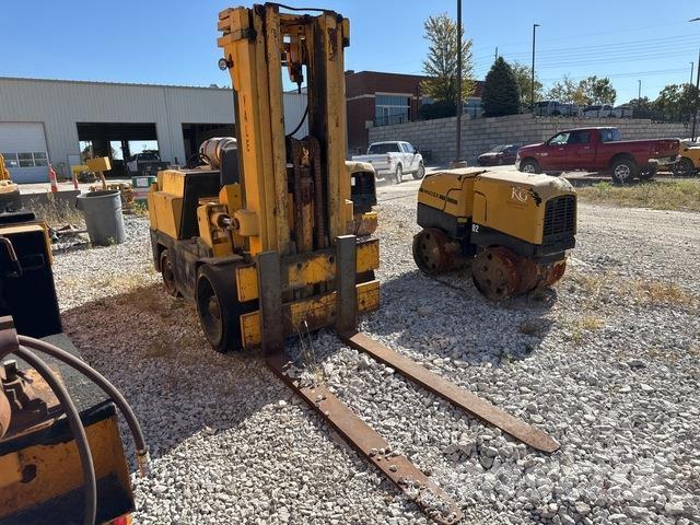 Yale  Autres Chariots élévateurs