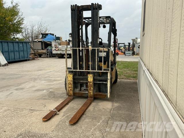 Yale GDP060TG Autres Chariots élévateurs