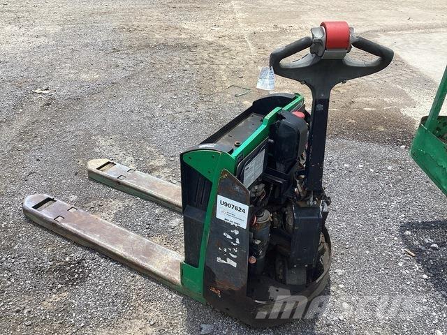 Yale MPB045VG Transpalette manuel