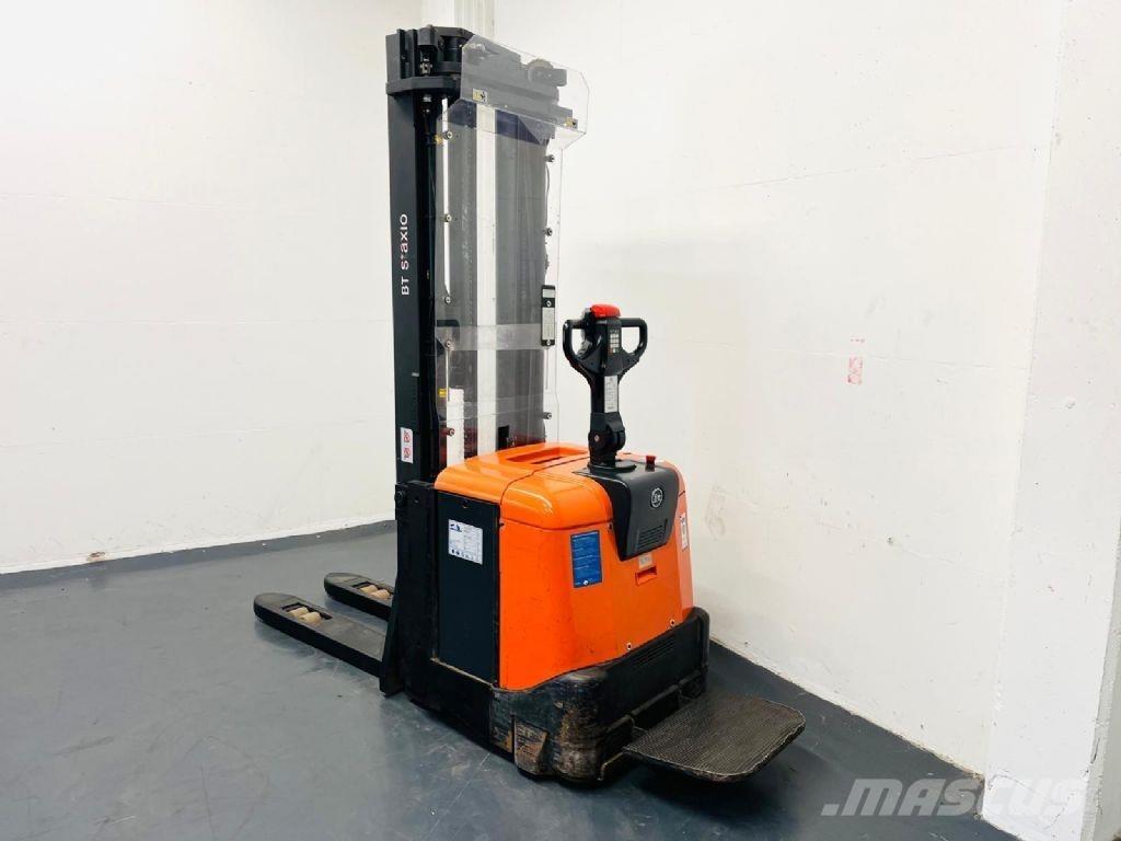 BT SPE160L Gerbeur accompagnant