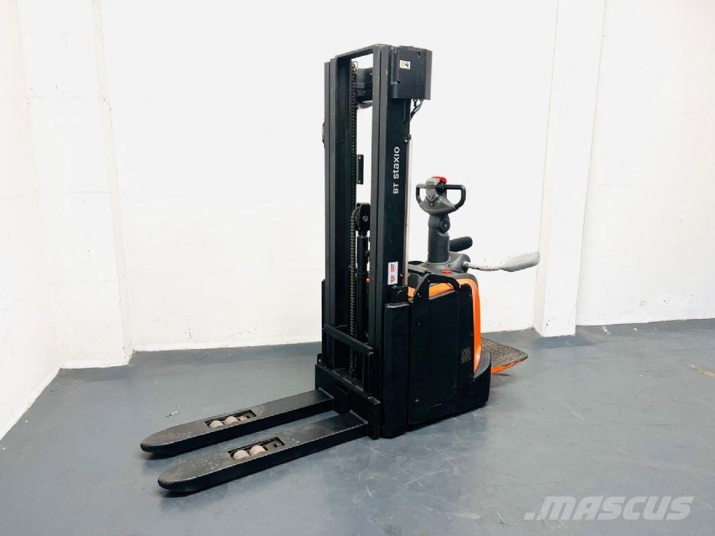 BT SPE160L Gerbeur accompagnant