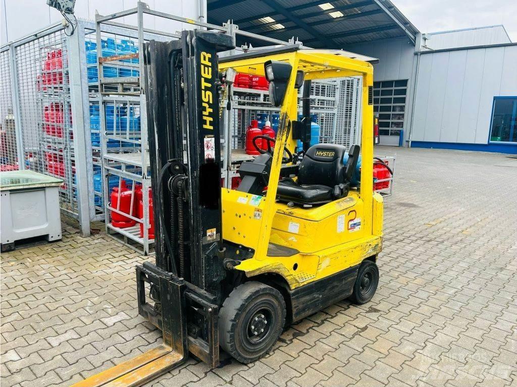 Hyster H1.50XM Chariots GPL