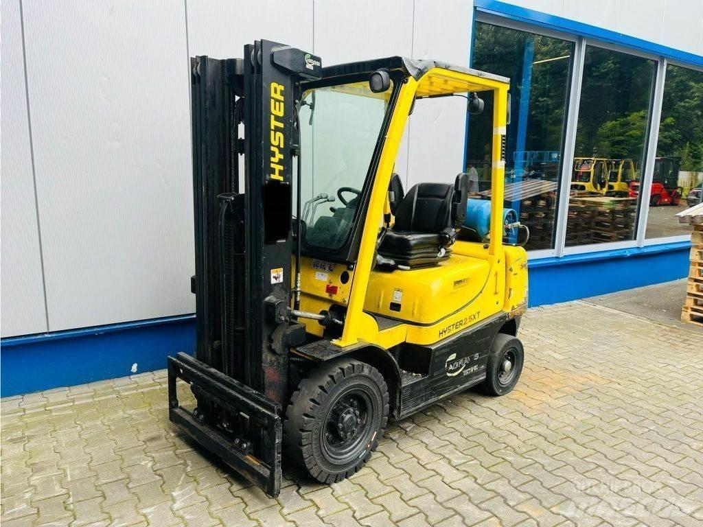 Hyster H2.5XT Chariots GPL