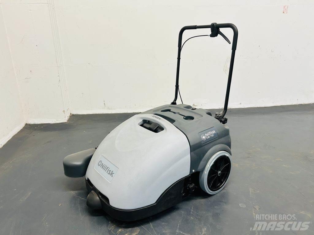 Nilfisk SW750 Balayeuse / Autolaveuse