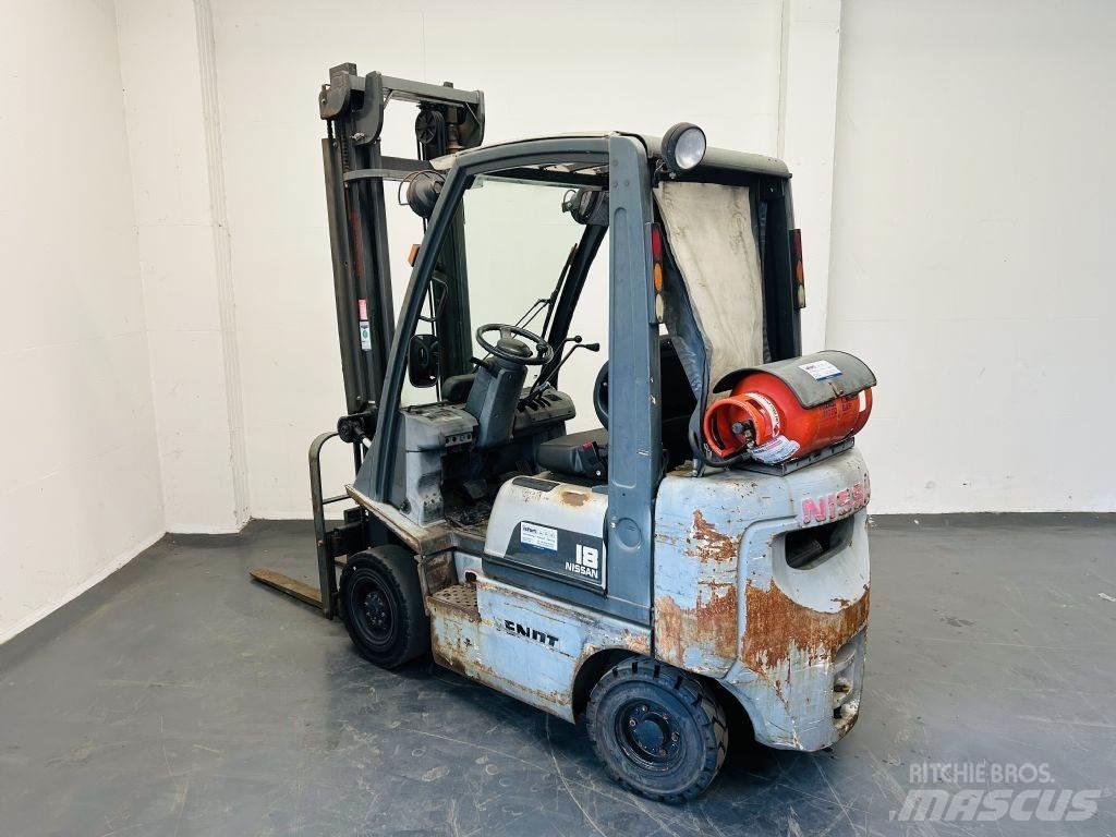Nissan PD01A18PQ Chariots GPL